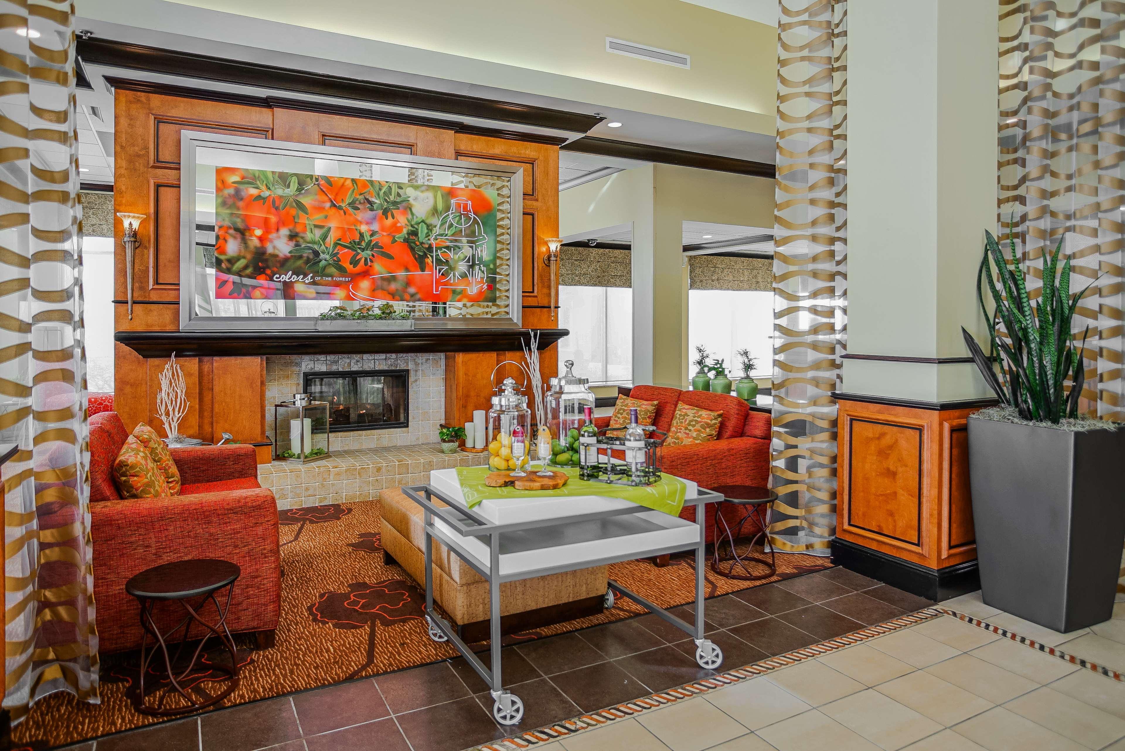 Hilton Garden Inn Kankakee Exterior photo